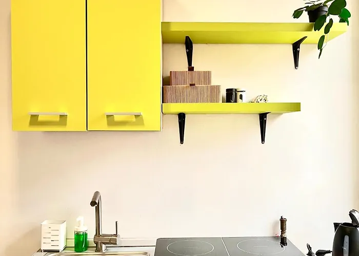 Apartment Bezagenta Oldtown1 Close To Metro, Fast Wifi/netfl